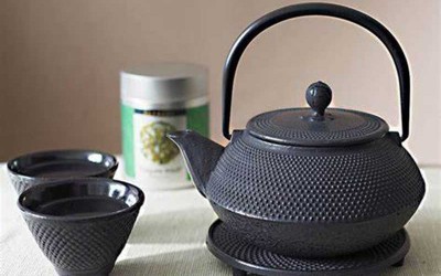 Tetsubin - Famous Japanese Cast Iron Teapots